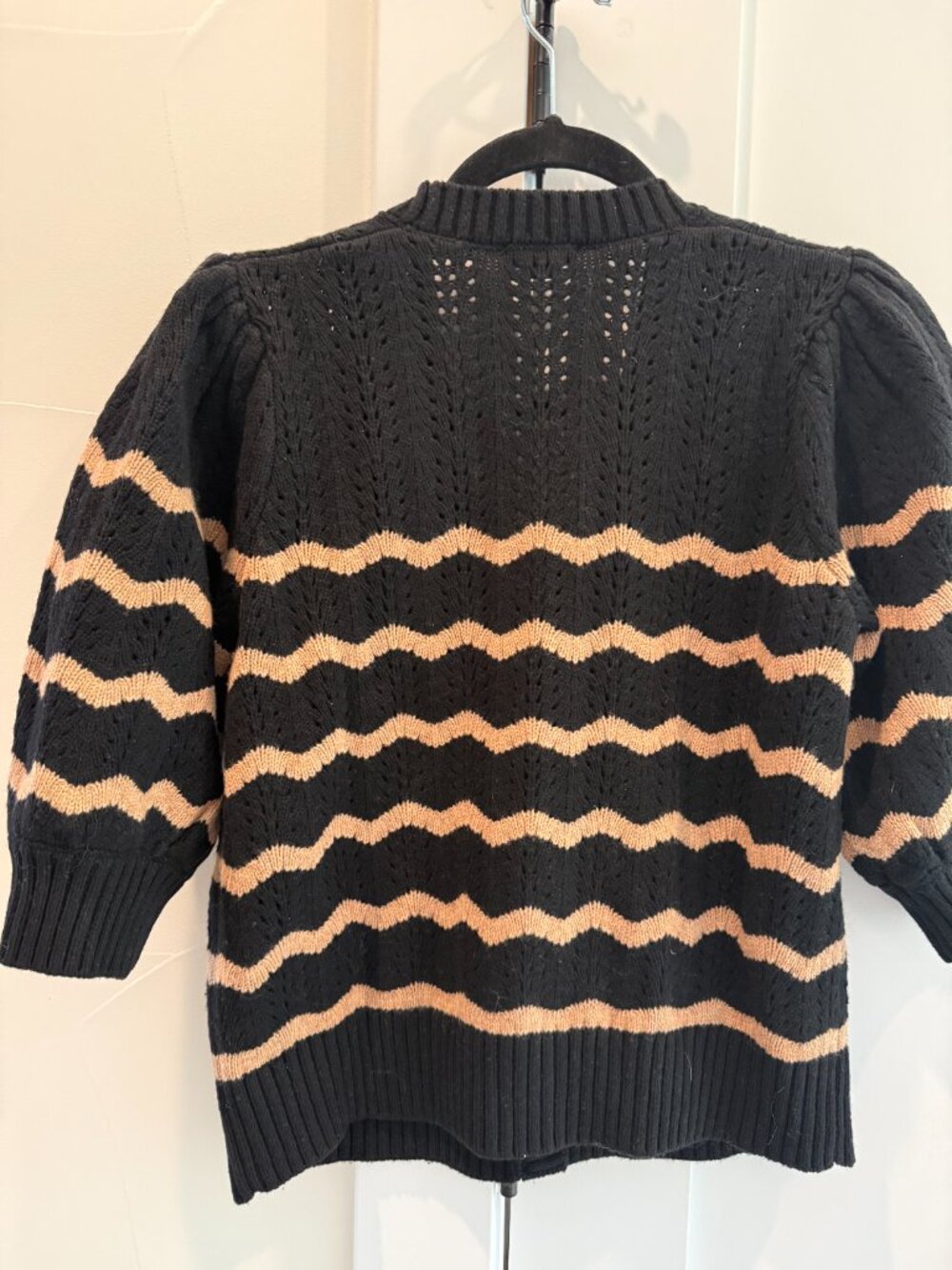 NWOT Rails Isla Cardigan Black Camel Stripe Size M - Picture 3 of 4